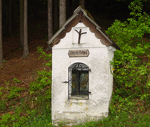 Die Lustmichl Kapelle in der Ortschaft Lacken 